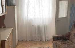 De vanzare apartament 2 camere, etaj intermediar, 28 mp, zona strazii Busteni