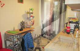 Garsoniera de 31 mp, la cheie, loc de parcare! Zona strazii Porii!