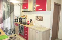 Garsoniera de 31 mp, la cheie, loc de parcare! Zona strazii Porii!