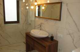 Apartament 3 camere, 77 mp, terasa 15 mp, garaj , zona Grand Hotel Italia