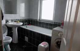 Apartament de inchiriat, 2 camere, 42 mp, prima inchiriere, loc de parcare, zona strazii Florilor!