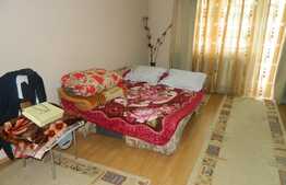 De inchiriat apartament cu 3 camere, 80 mp, parcare, terasa,  zona Expo Transilvania