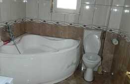 De inchiriat apartament cu 3 camere, 80 mp, parcare, terasa,  zona Expo Transilvania