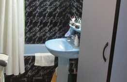 Apartament 3 camere, 63 mp, decomandat, zona Piata Flora