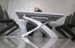 Apartament 3 camere, 70 mp, zona strazii Parang