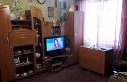 De vanzare 2 camere, 38 mp, zona Piata Hermes