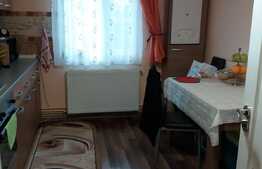 De vanzare apartament 3 camere, 64 mp, 2 locuri de parcare, zona Kaufland
