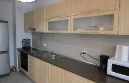 Apartament 2 camere, 72 mp, parcare, zona Parcul Rozelor