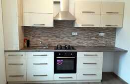 Apartament 2 camere, 42 mp, decomandat, terasa de 40 mp, zona Opera Maghiara