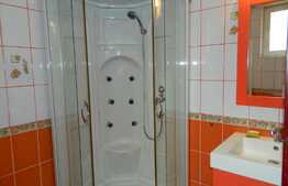 Apartament 4 camere, 110 mp, terasa 20 mp, 2 parcari, zona Grand Hotel Italia