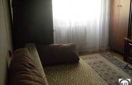 3 camere de vanzare, in zona strazii Grigore Alexandrescu. Boxa 6 mp inclusa