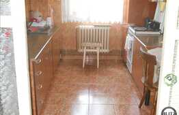 3 camere de vanzare, in zona strazii Grigore Alexandrescu. Boxa 6 mp inclusa