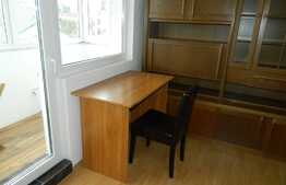 Apartament 2 camere, 50 mp, decomandat, zona strazii Padurii