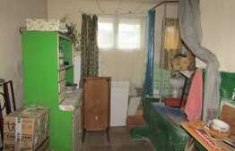 Apartament in casa, 120 mp, parcare, zona Sala Polivalenta