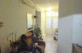 Apartament in casa, 120 mp, parcare, zona Sala Polivalenta