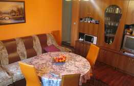 Apartament 3 camere, 46 mp, parcare, zona Minerva