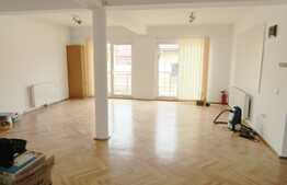 Apartament 6 camere, 160 mp, decomandat, garaj, parcare, zona Mircea Eliade