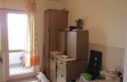 De vanzare apartament 4 camere, 97 mp, boxa, zona Intersevisan