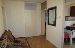 De vanzare apartament 4 camere, 97 mp, boxa, zona Intersevisan