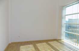 Apartament 3 camere, 97 mp, nemobilat, imobil nou, garaj, zona Piata 1 Mai