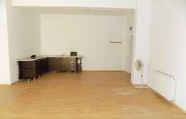 Apartament 3 camere, 97 mp, nemobilat, imobil nou, garaj, zona Piata 1 Mai