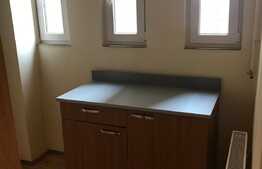 Spatiu pentru birouri, 4 incaperi, zona centrala