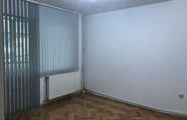 3 camere, 72 mp, nemobilat, decomandat, zona Piata Cipariu