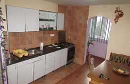 Apartament 2 camere, 60 mp, decomandat, zona Golden Tulip