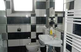Apartament 2 camere, decomandate, 60 mp, 2 balcoane, parcare, zona Emag