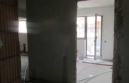 De vanzare 2 camere, 46 mp, semifinisat, zona Terra!