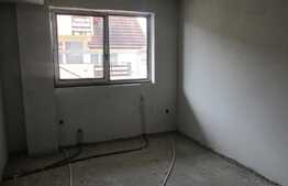 De vanzare 2 camere, 46 mp, semifinisat, zona Terra!