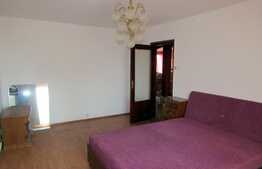 Apartament 3 camere, 75 mp, parcare , zona Golden Tulip