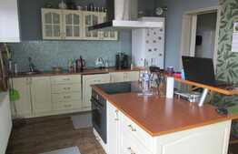 Casa individuala de 112 mp, teren de 600 mp! Zona Tauti!