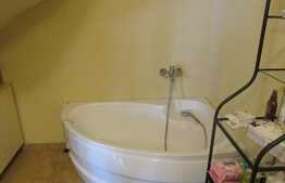 Casa individuala de 112 mp, teren de 600 mp! Zona Tauti!