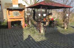 Casa individuala de 180 mp, teren de 310 mp! Zona Luna de Sus!