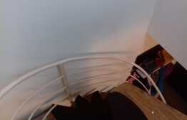 Apartament pe doua niveluri, 3 camere, 71 mp! Zona Tauti!