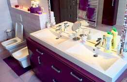 Casa de vanzare, 180 mp, teren de 220 mp, front 10 ml, zona Wonderland