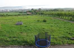 Casa de vanzare, 180 mp, teren de 220 mp, front 10 ml, zona Wonderland