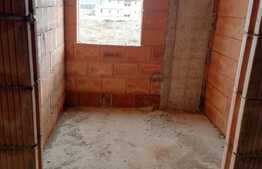 Casa de vanzare, 190 mp, 630 mp teren, front 17 ml, zona Iulius Mall