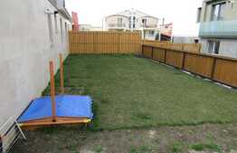 Apartament 2 camere, 55 mp, decomandat, terasa de 80 mp, boxa, zona Oncos