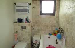 Apartament 2 camere, 55 mp, decomandat, terasa de 80 mp, boxa, zona Oncos