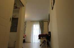 Apartament 2 camere, 55 mp, decomandat, terasa de 80 mp, boxa, zona Oncos