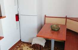 De inchiriat 3 camere, 63 mp, loc de parcare! Zona strazii Tineretului!