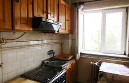 Apartament 3 camere, 70 mp, boxa, zona strazii Bucium