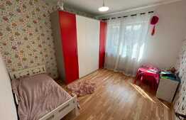 Casa cuplata finisata si mobilata, 3 niveluri , 135 mp, 408 teren. Terasa amenajata! Zona Teilor 