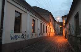 Apartament 2 camere, 55 mp, decomandat, la casa, zona strazii Napoca