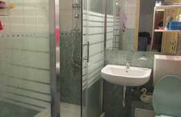 3 camere, 72 mp, decomandat, parcare, boxa, zona strazii Izlazului