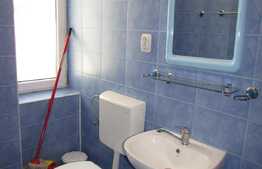 Apartament 4 camere, 105 mp, mobilat modern, zona Centrala