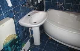 Apartament 3 camere, 68 mp, decomandat, parcare, zona strazii Siretului