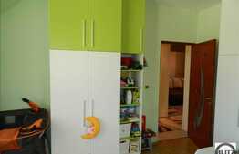 Vanzare 3 camere, 76 mp, zona accesibila, garaj! A.C! Mobilat modern!